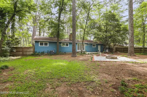 Exterior - 5445 Pine Lane Dr, Jackson, MS 39201 photo 10 of 13