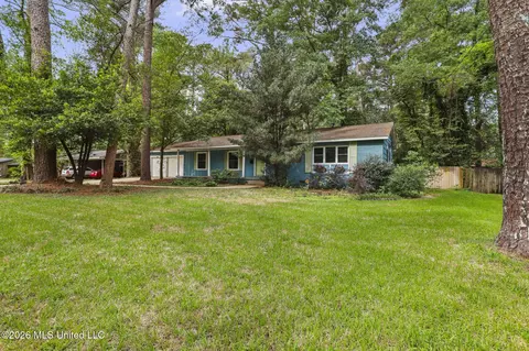 Exterior - 5445 Pine Lane Dr, Jackson, MS 39201 photo 3 of 13
