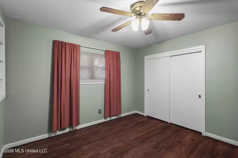 Bedroom - 5445 Pine Lane Dr, Jackson, MS 39201 photo 2 of 9