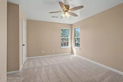 Bedroom - 1679 Sandpiper Cv, Hernando, MS 38632 photo 2 of 3