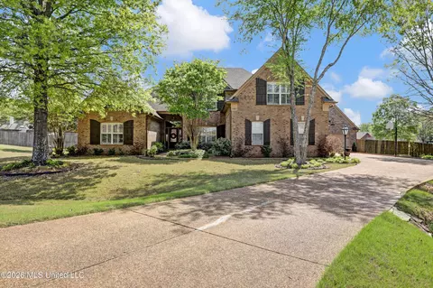 4981 Waterstone Cv, Olive Branch, MS 38654