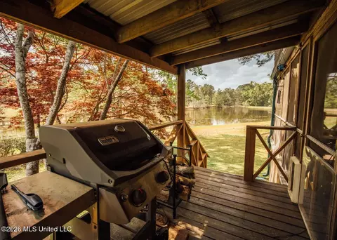 Exterior - 853 Spring Water Ranch Rd, Brandon, MS 39042 photo 4 of 13