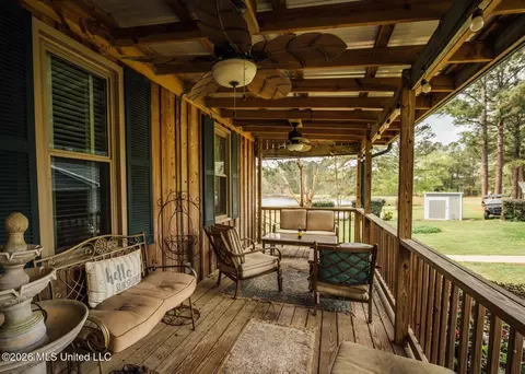 Exterior - 853 Spring Water Ranch Rd, Brandon, MS 39042 photo 6 of 13