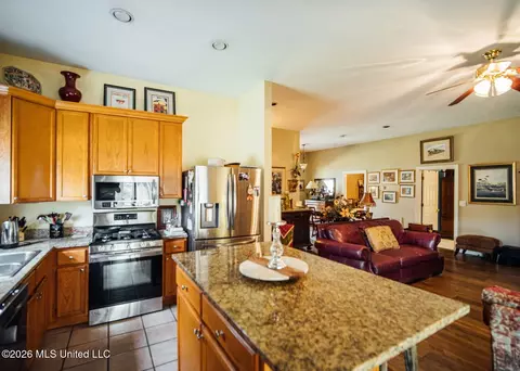 Kitchen - 853 Spring Water Ranch Rd, Brandon, MS 39042 photo 1 of 1