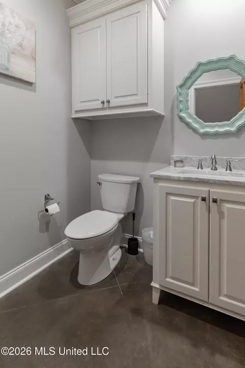 Bath - 321 Northaven Dr, Jackson, MS 39209 photo 2 of 9