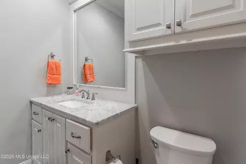 Bath - 321 Northaven Dr, Jackson, MS 39209 photo 9 of 9