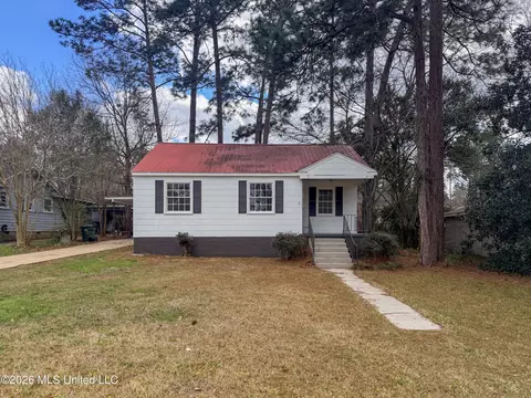 1720 1st Ter, Hattiesburg, MS 39401