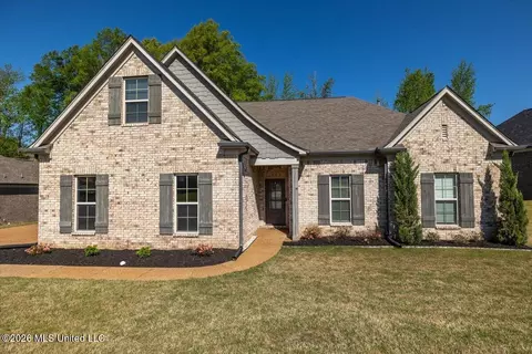 1783 Wooten Dr, Nesbit, MS 38651