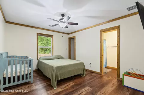 Bedroom - 8511 E Airport Rd, Hernando, MS 38632 photo 4 of 4