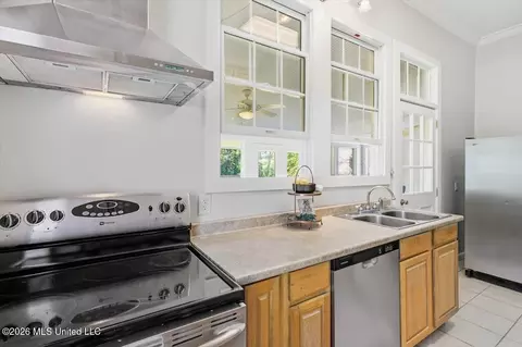 Kitchen - 321 Raymond St, Terry, MS 39170 photo 2 of 2