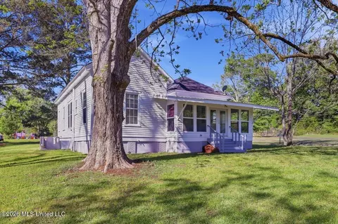 Exterior - 321 Raymond St, Terry, MS 39170 photo 6 of 7