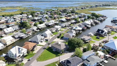 View/Area - 172 Jacqueline Dr, Slidell, LA 70458 photo 8 of 15