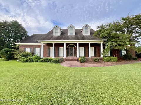 13 Canebrake Dr, Crystal Springs, MS 39059