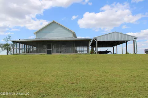 180 Bungalow Ln, Tchula, MS 39169