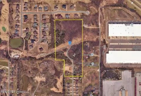 7880 Sandidge Rd, Olive Branch, MS 38654