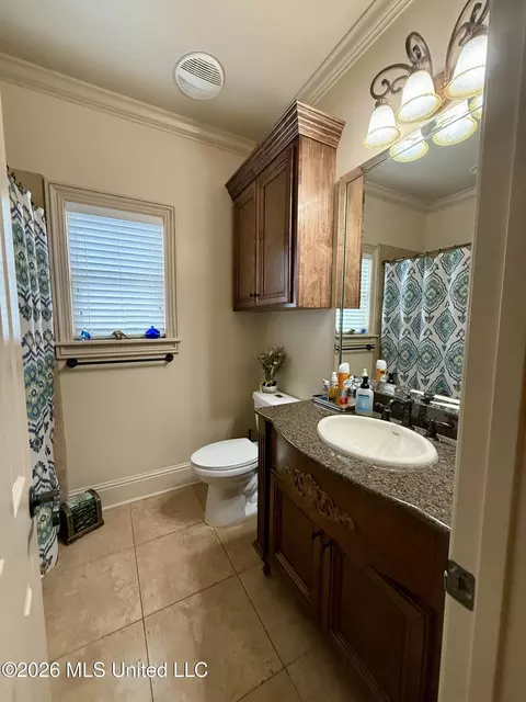 Bath - 717 Clover Pl, Biloxi, MS 39532 photo 10 of 11