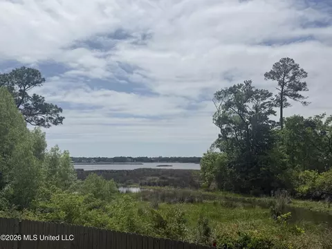 View/Area - 717 Clover Pl, Biloxi, MS 39532 photo 4 of 4
