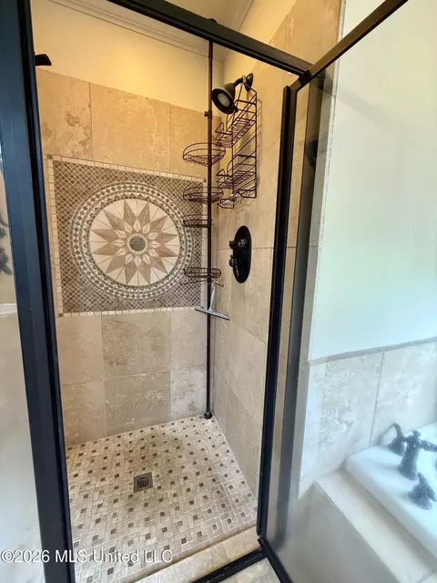 Bath - 717 Clover Pl, Biloxi, MS 39532 photo 5 of 11