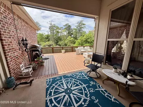 Exterior - 717 Clover Pl, Biloxi, MS 39532 photo 6 of 23