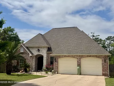 Exterior - 717 Clover Pl, Biloxi, MS 39532 photo 4 of 23