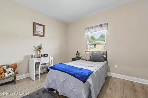 Bedroom - 19480 Stewart St, Saucier, MS 39574 photo 3 of 4