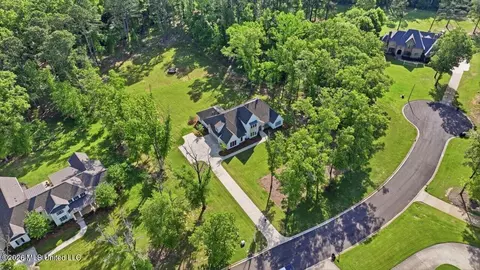 View/Area - 172 Chantilly Dr, Madison, MS 39110 photo 1 of 13