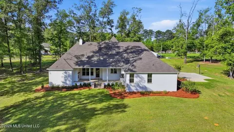 Exterior - 172 Chantilly Dr, Madison, MS 39110 photo 6 of 6