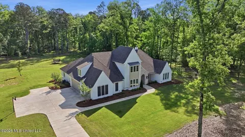 Exterior - 172 Chantilly Dr, Madison, MS 39110 photo 3 of 6