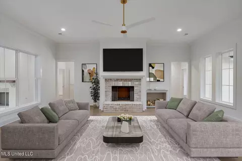 Living - 172 Chantilly Dr, Madison, MS 39110 photo 2 of 3