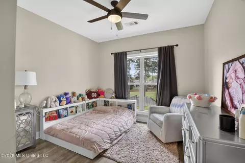 Bedroom - 114 Willow Crest Cir, Brandon, MS 39047 photo 4 of 4