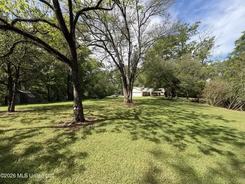 Exterior - 218 Gillespie Cir, Raymond, MS 39154 photo 8 of 12