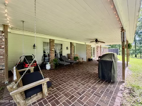 Exterior - 218 Gillespie Cir, Raymond, MS 39154 photo 9 of 12