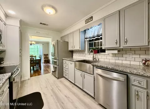 Kitchen - 218 Gillespie Cir, Raymond, MS 39154 photo 1 of 4