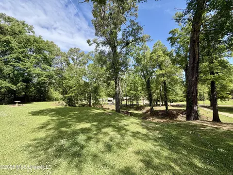 Exterior - 218 Gillespie Cir, Raymond, MS 39154 photo 4 of 12