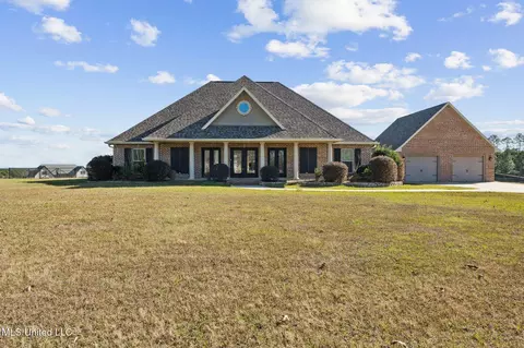 74 The Hills Dr, Carriere, MS 39426