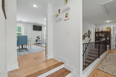 Entry Way - 4590 Pierce Dr, Hernando, MS 38632 photo 6 of 6