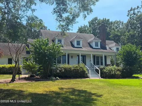 1765 Nottingham Dr, Southaven, MS 38671