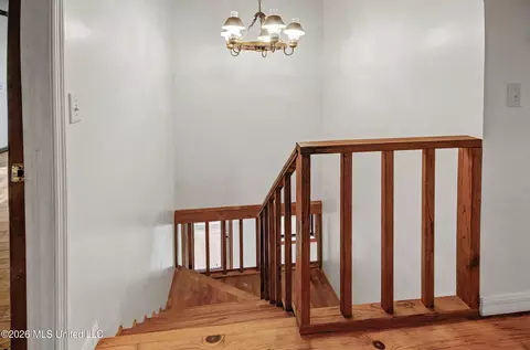 Entry Way - 2004 Prospect Cedar Ln, Union, MS 39365 photo 2 of 2