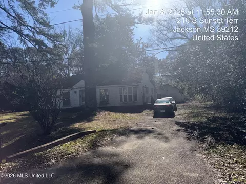 213 S Sunset Ter, Jackson, MS 39212