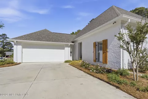 Other - 304 Fairway Cv, Brandon, MS 39047 photo 1 of 11
