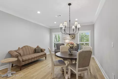 Dining - 304 Fairway Cv, Brandon, MS 39047 photo 1 of 1