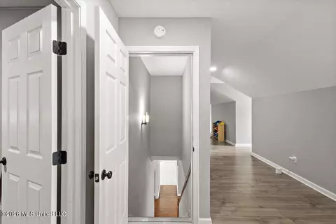 Entry Way - 22 Lifer Rd, Clinton, MS 39056 photo 5 of 6