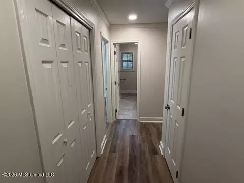 Entry Way - 432 Arundel Dr, Brandon, MS 39047 photo 1 of 1