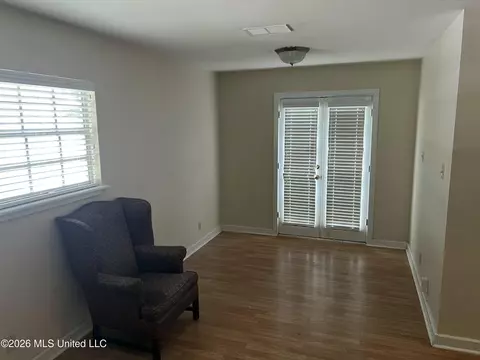 Living - 103 Edmund Dr, Long Beach, MS 39560 photo 2 of 2