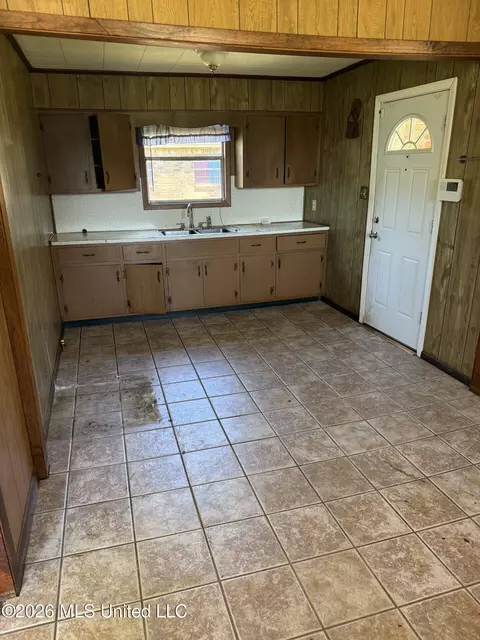 Kitchen - 4519 General Ike, Moss Point, MS 39563 photo 1 of 1