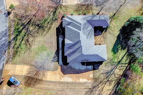 103 Carlton Place Dr, Vicksburg, MS 39180