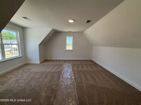 Bedroom - 6069 E River Birch Rd, Walls, MS 38680 photo 2 of 3