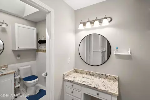 Bath - 5144 Reddoch Dr, Jackson, MS 39211 photo 2 of 2