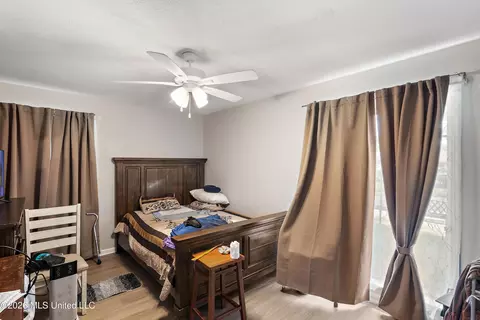 Bedroom - 5144 Reddoch Dr, Jackson, MS 39211 photo 2 of 3