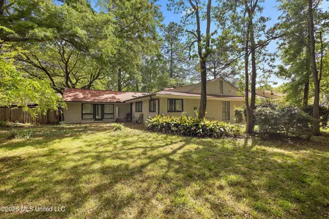 Exterior - 5144 Reddoch Dr, Jackson, MS 39211 photo 3 of 3